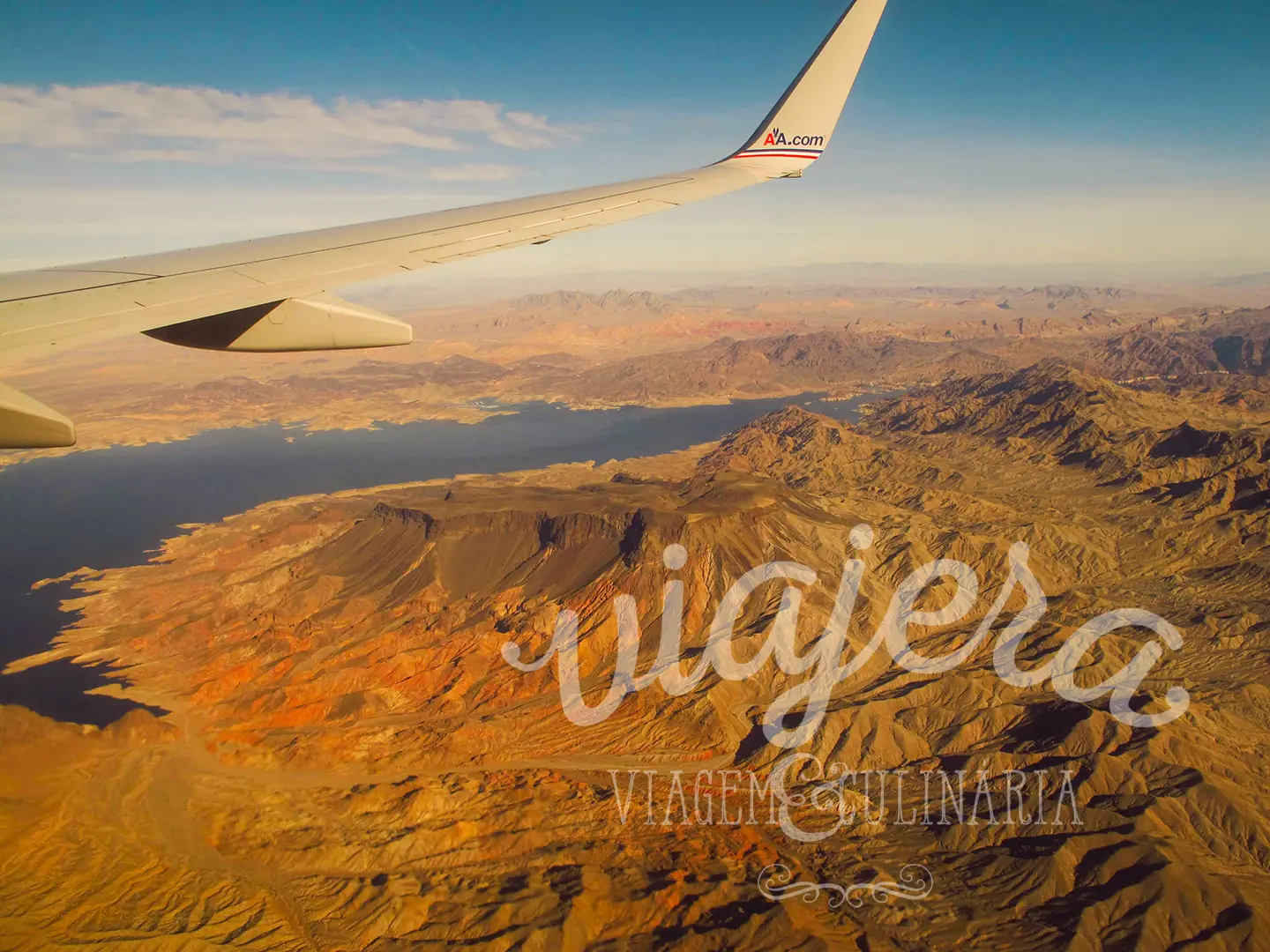 Avião sobrevoando o Grand Canyon - USA